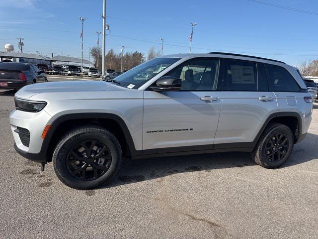 2025 Jeep Grand Cherokee GRAND CHEROKEE ALTITUDE 4X4