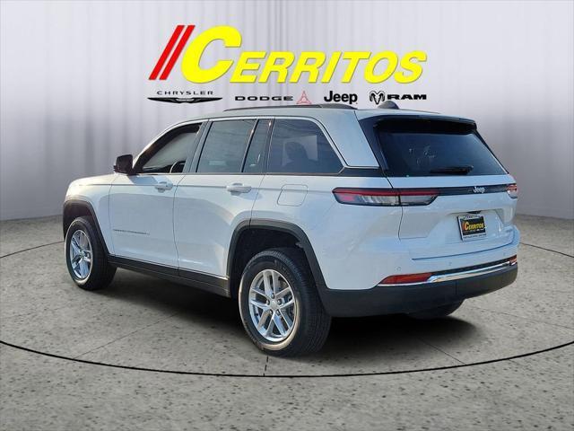 2025 Jeep Grand Cherokee GRAND CHEROKEE LAREDO X 4X2