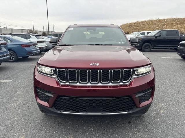 2025 Jeep Grand Cherokee GRAND CHEROKEE LAREDO X 4X4
