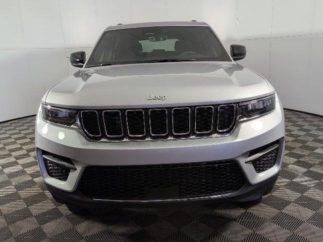 2025 Jeep Grand Cherokee GRAND CHEROKEE LAREDO X 4X4 2025 Jeep Grand Cherokee GRAND CHEROKEE LAREDO X 4X4
