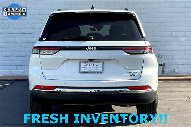 2023 Jeep Grand Cherokee Laredo 4x2