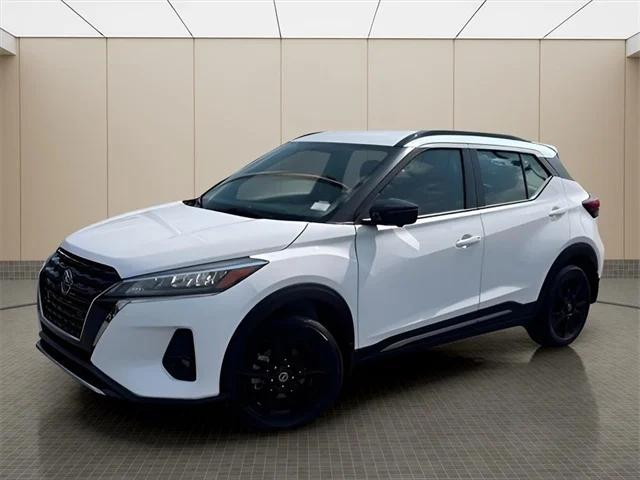 2021 Nissan Kicks SR Xtronic CVT 2021 Nissan Kicks SR Xtronic CVT