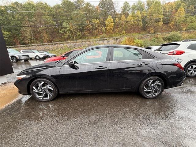 2024 Hyundai Elantra Limited 2024 Hyundai Elantra Limited
