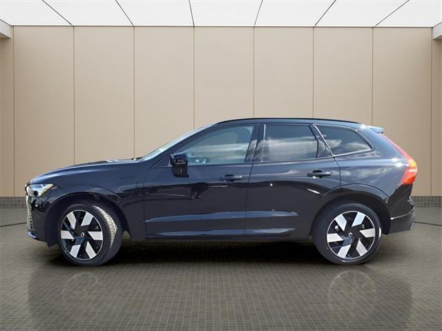 2025 Volvo XC60 Plug-In Hybrid T8 Plus 2025 Volvo XC60 Plug-In Hybrid T8 Plus
