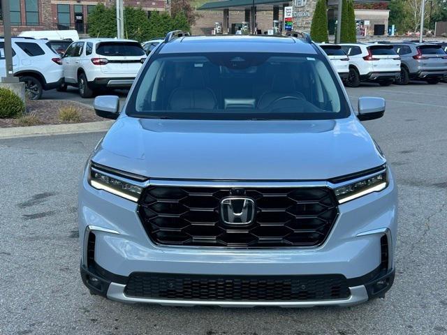 2023 Honda Pilot AWD Elite