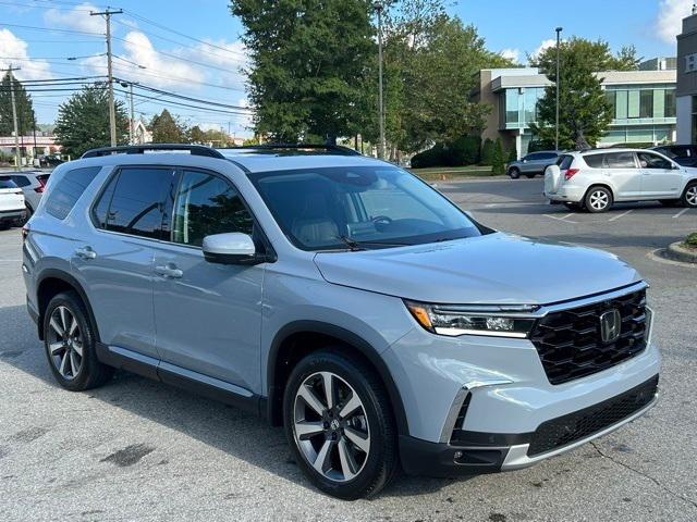 2023 Honda Pilot AWD Elite