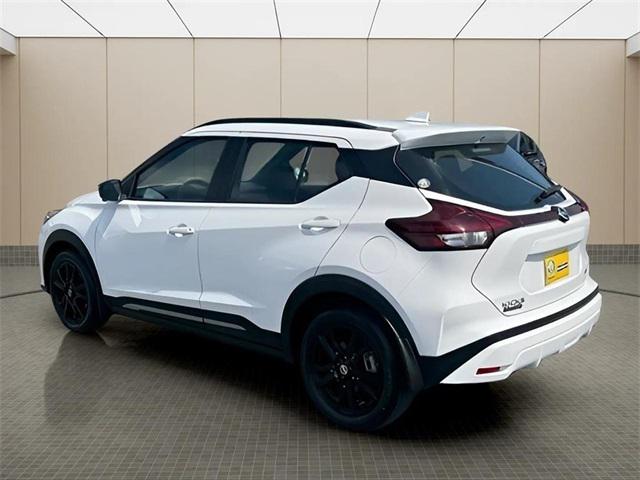 2021 Nissan Kicks SR Xtronic CVT