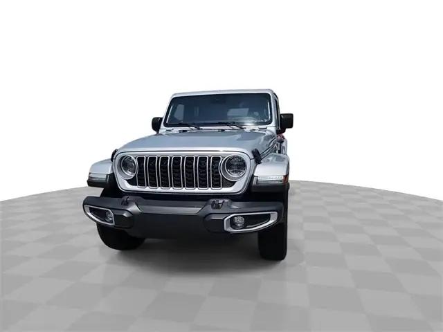 2024 Jeep Wrangler 4-Door Sahara 4x4