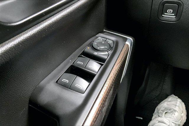 2020 Chevrolet Silverado 1500 4WD Crew Cab Short Bed LT