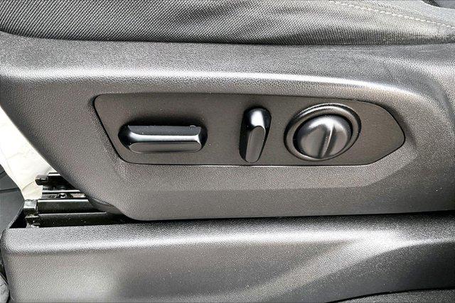 2020 Chevrolet Silverado 1500 4WD Crew Cab Short Bed LT