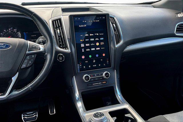 2022 Ford Edge ST