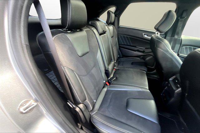 2022 Ford Edge ST