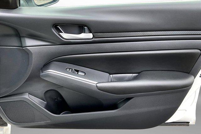 2022 Nissan Altima S FWD