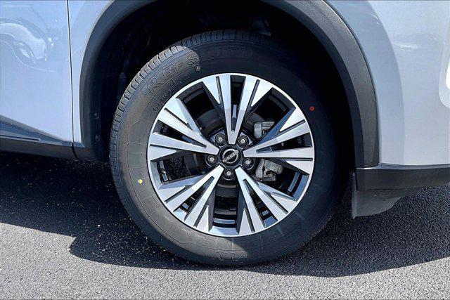 2022 Nissan Rogue SV Intelligent AWD