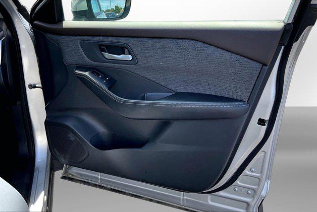 2022 Nissan Rogue SV Intelligent AWD