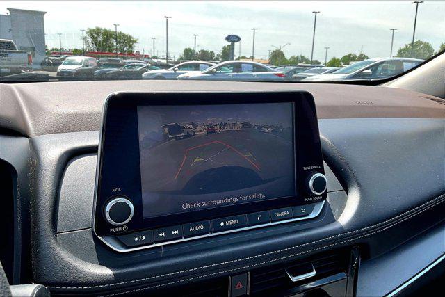 2022 Nissan Rogue SV Intelligent AWD