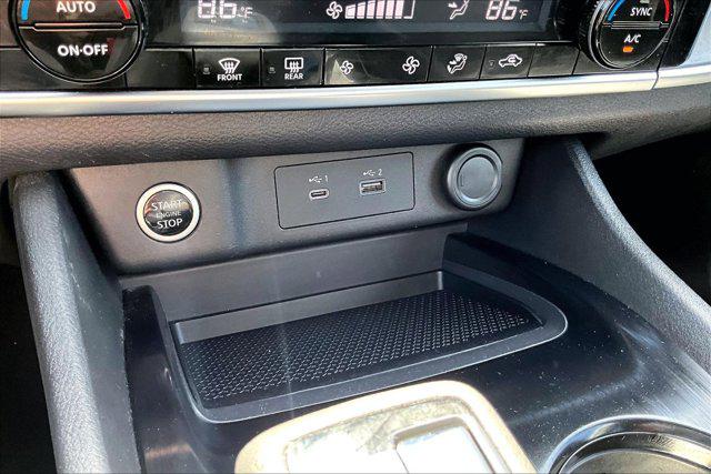 2022 Nissan Rogue SV Intelligent AWD