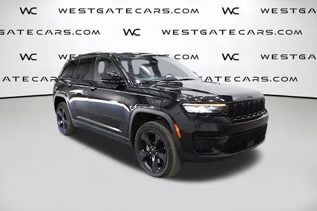 2023 Jeep Grand Cherokee Altitude 4x4