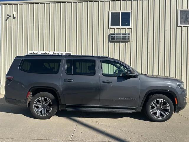 2023 Wagoneer Wagoneer L Series II 4x4 2023 Wagoneer Wagoneer L Series II 4x4