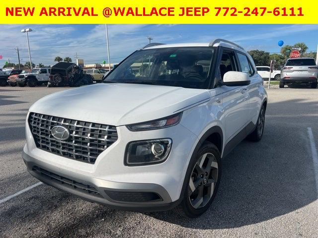 2022 Hyundai Venue SEL 2022 Hyundai Venue SEL