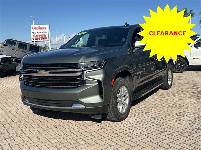 2023 Chevrolet Suburban 4WD LT