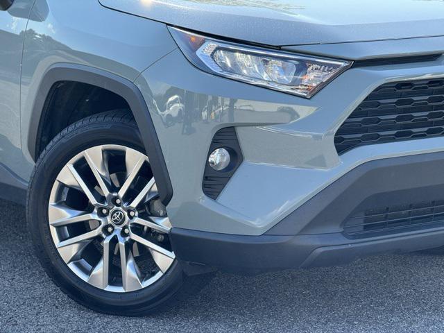 2020 Toyota RAV4 XLE Premium