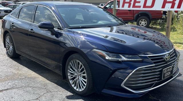 2022 Toyota Avalon Limited Hybrid