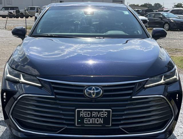 2022 Toyota Avalon Limited Hybrid