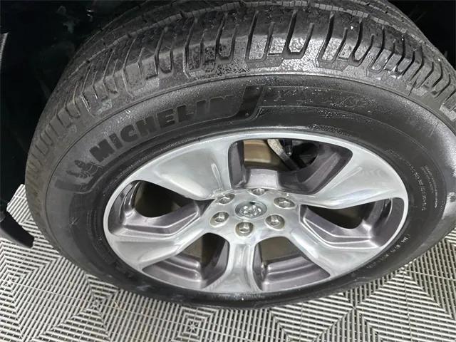2021 RAM 1500 Laramie Crew Cab 4x4 57 Box