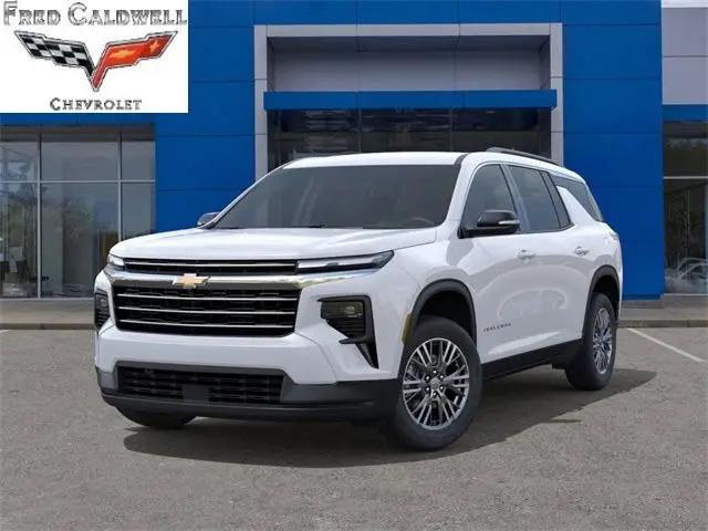 2026 Chevrolet Traverse FWD LT