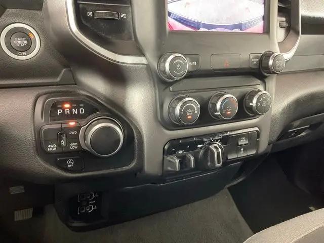 2023 Ram 1500 Big Horn Crew Cab 4x4 57 Box