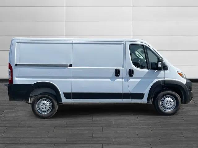 2026 Ram ProMaster Cargo Van Tradesman Low Roof 136" WB w/Pass Seat
