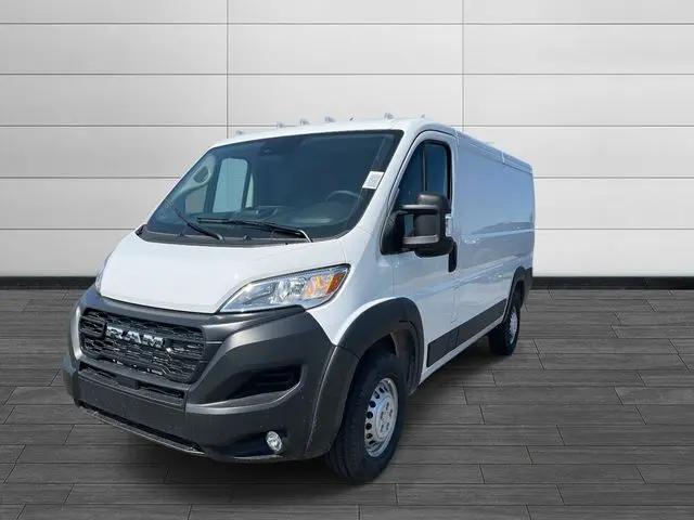 2026 Ram ProMaster Cargo Van Tradesman Low Roof 136" WB w/Pass Seat