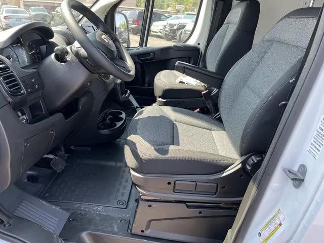 2026 Ram ProMaster Cargo Van Tradesman Low Roof 136" WB w/Pass Seat