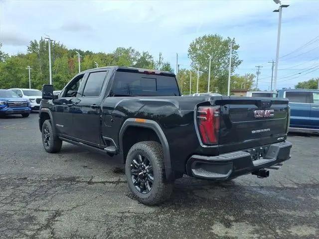 2026 GMC Sierra 2500HD Crew Cab, Standard Bed, AT4, 4WD