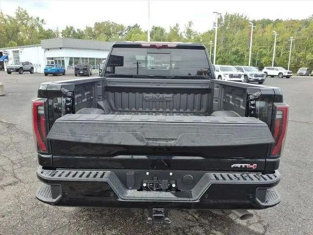 2026 GMC Sierra 2500HD Crew Cab, Standard Bed, AT4, 4WD