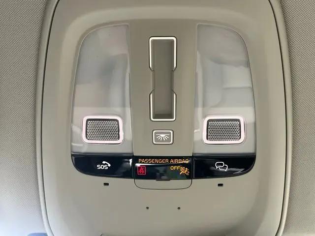 2026 Volvo XC90 Ultra, B6 AWD Gas (mild hybrid), Gasoline, Bright, 7 Seats