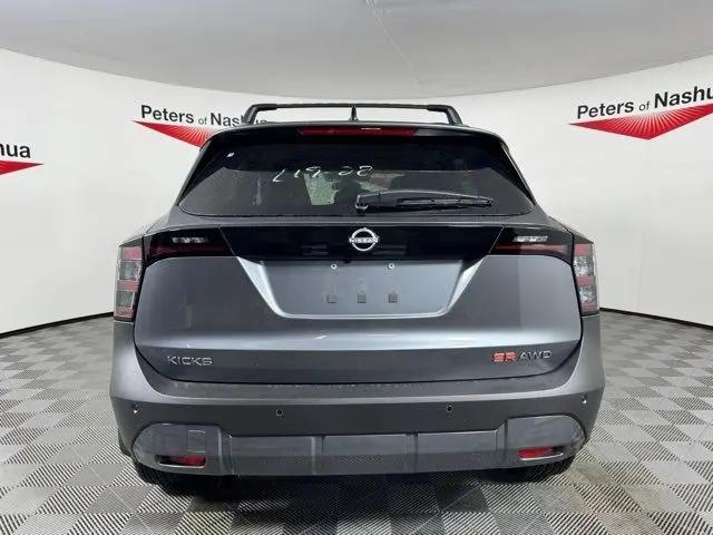 2026 Nissan Kicks SR
