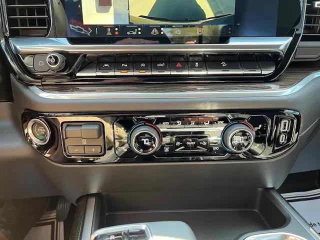 2026 Chevrolet Silverado 1500 4WD Crew Cab Short Bed LT Trail Boss