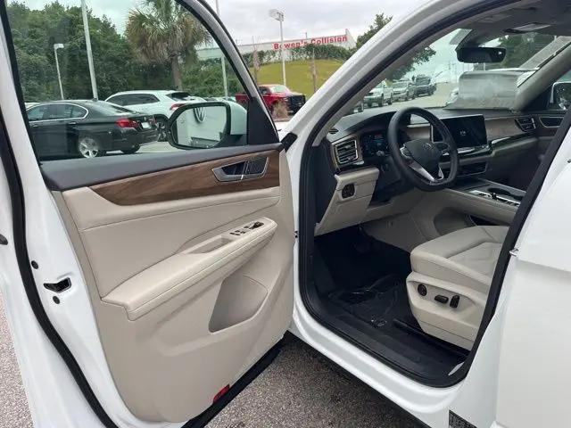 2026 Volkswagen Atlas SE