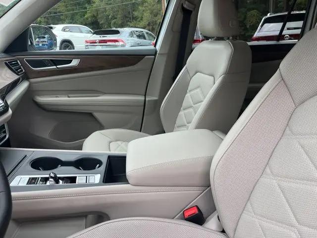 2026 Volkswagen Atlas SE