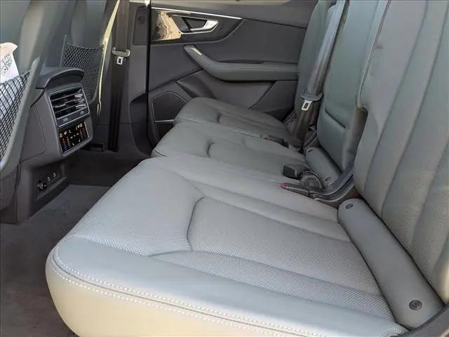 2026 Audi Q7 Premium Plus TFSI quattro tiptronic