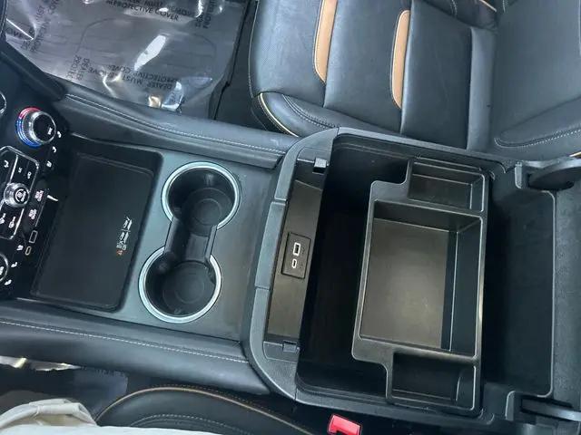 2022 GMC Yukon AT4