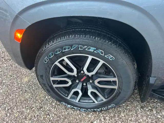 2022 GMC Yukon AT4