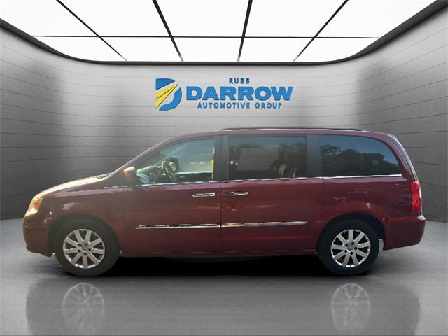 2016 Chrysler Town & Country Touring