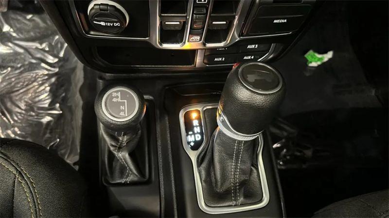 2024 Jeep Wrangler 4-Door Sahara 4x4