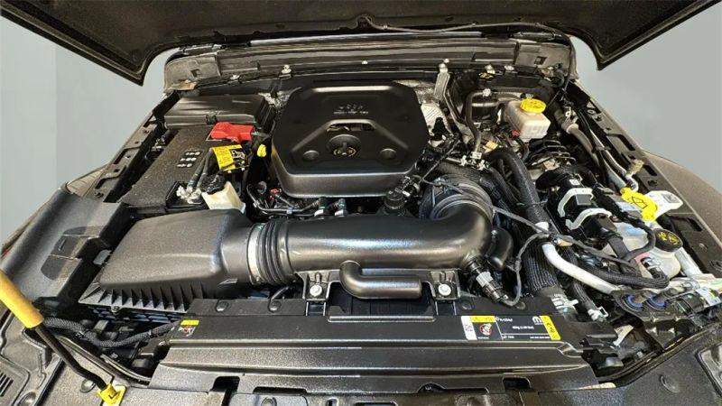 2024 Jeep Wrangler 4-Door Sahara 4x4