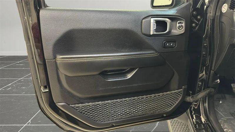 2024 Jeep Wrangler 4-Door Sahara 4x4