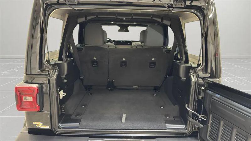 2024 Jeep Wrangler 4-Door Sahara 4x4