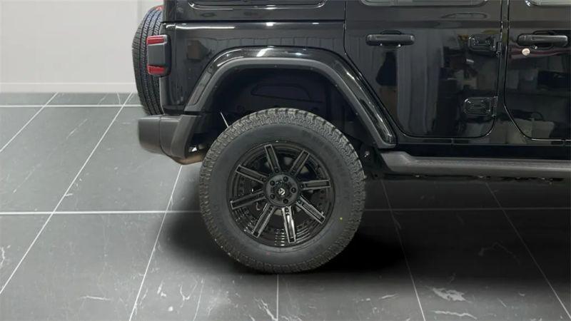 2024 Jeep Wrangler 4-Door Sahara 4x4